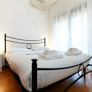 Cavalleggeri House Roma